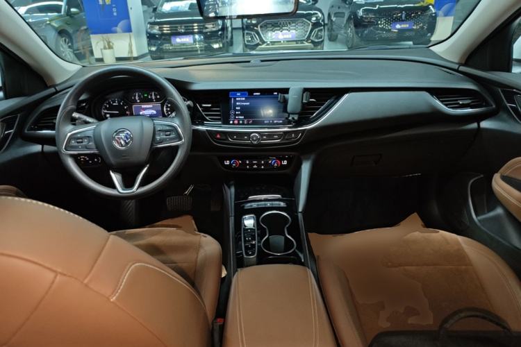 Used Buick Regal 2022 552T Smart Edition Center Console