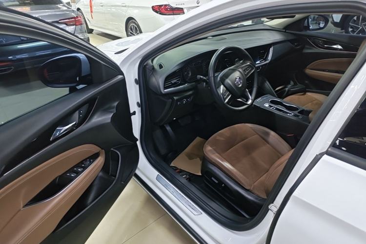 Used Buick Regal 2022 552T Smart Edition Driver Seat