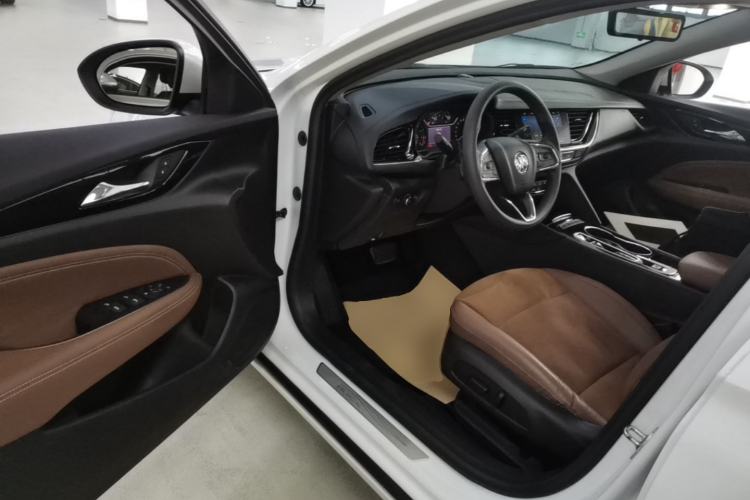 Used Buick Regal 2022 552T Smart Edition Driver Seat