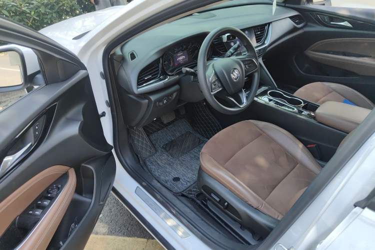 Used Buick Regal 2022 552T Smart Edition Driver Seat