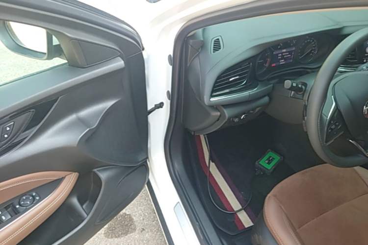 Used Buick Regal 2022 552T Smart Edition Driver Seat