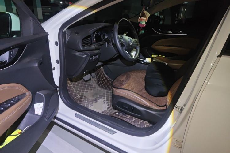 Used Buick Regal 2022 552T Smart Edition Driver Seat