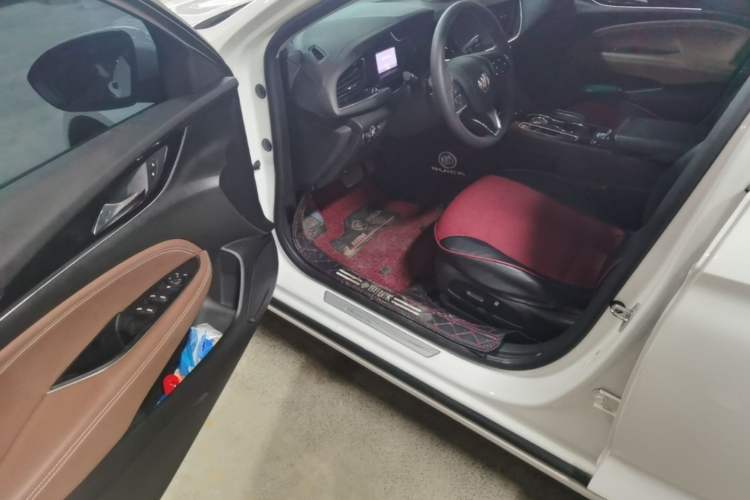Used Buick Regal 2022 552T Smart Edition Driver Seat