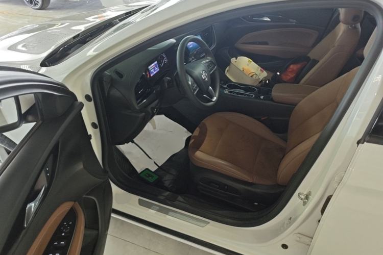 Used Buick Regal 2022 552T Smart Edition Driver Seat