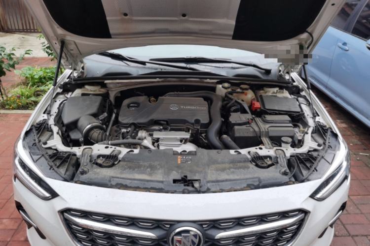 Used Buick Regal 2022 552T Smart Edition Engine Bay