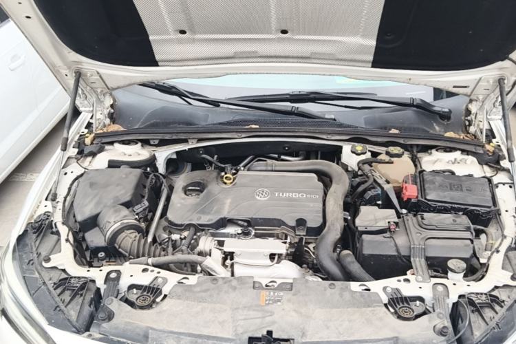 Used Buick Regal 2022 552T Smart Edition Engine Bay