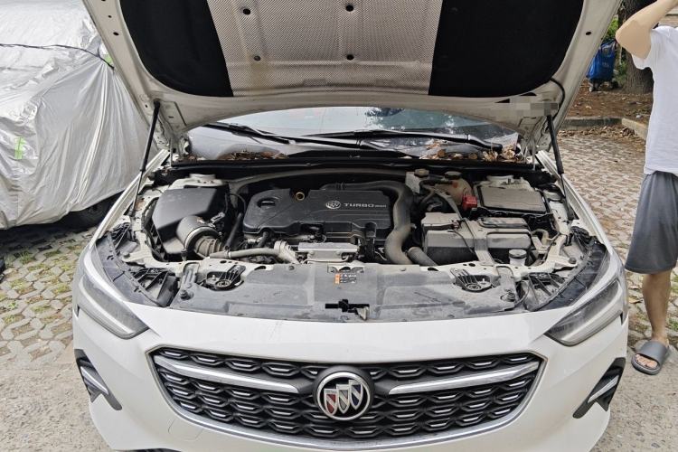 Used Buick Regal 2022 552T Smart Edition Engine Bay