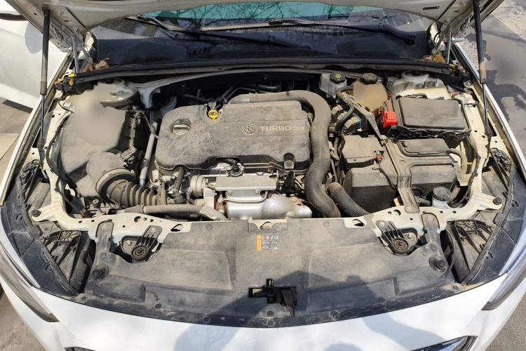 Used Buick Regal 2022 552T Smart Edition Engine Bay