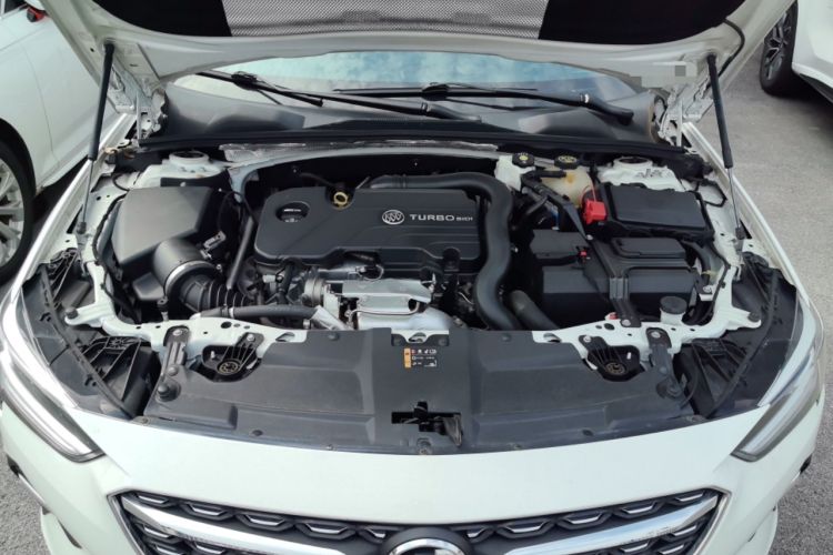Used Buick Regal 2022 552T Smart Edition Engine Bay