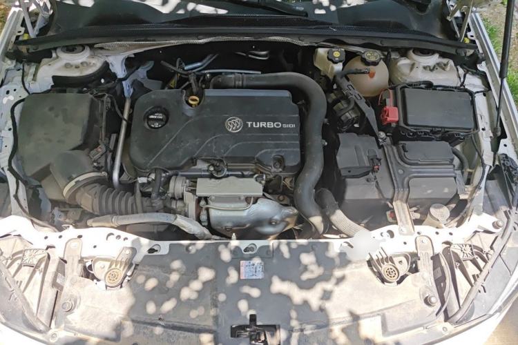Used Buick Regal 2022 552T Smart Edition Engine Bay