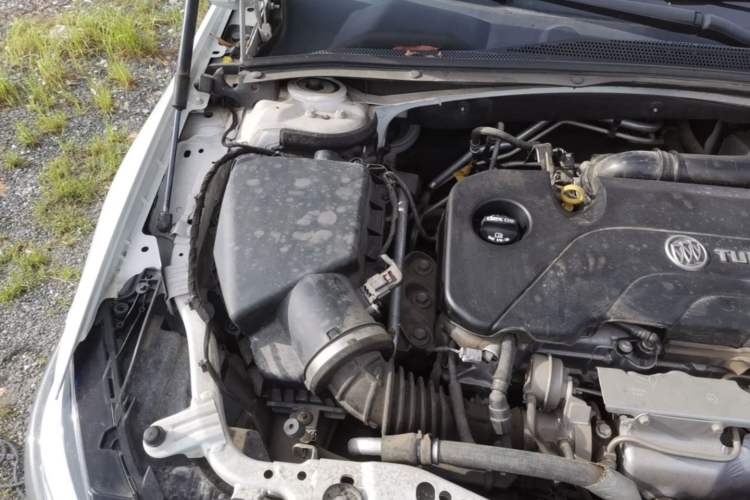 Used Buick Regal 2022 552T Smart Edition Engine Bay Right