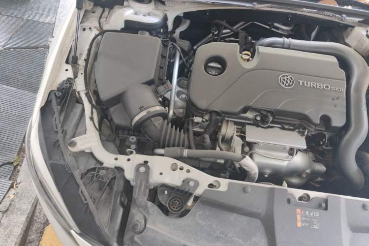 Used Buick Regal 2022 552T Smart Edition Engine Bay Right