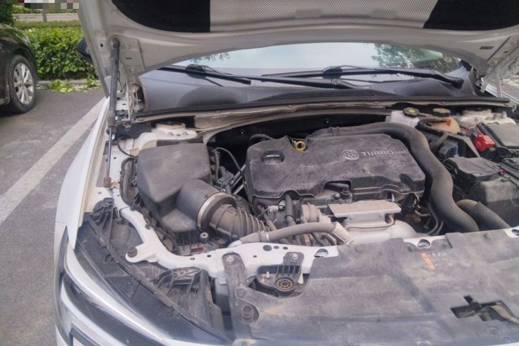 Used Buick Regal 2022 552T Smart Edition Engine Bay Right