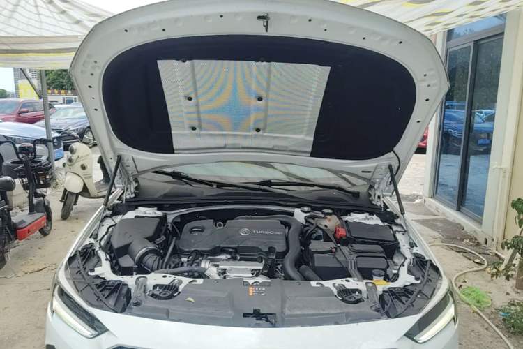 Used Buick Regal 2022 552T Smart Edition Engine Bay