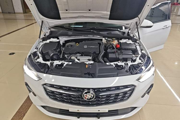Used Buick Regal 2022 552T Smart Edition Engine Bay