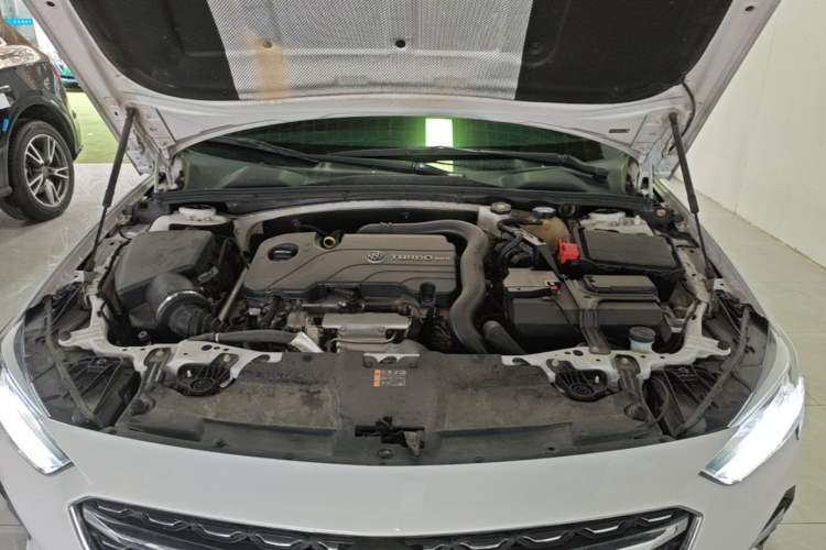 Used Buick Regal 2022 552T Smart Edition Engine Bay