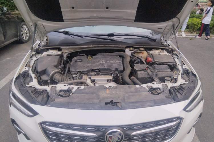 Used Buick Regal 2022 552T Smart Edition Engine Bay