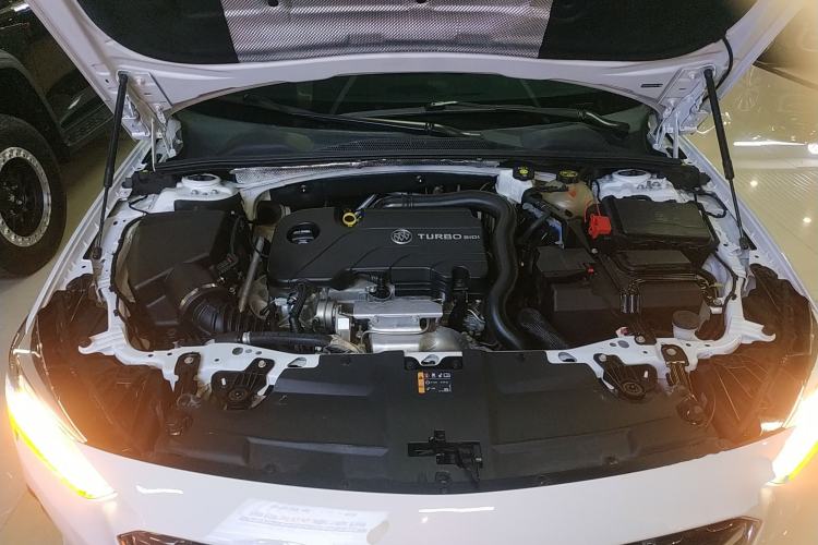 Used Buick Regal 2022 552T Smart Edition Engine Bay