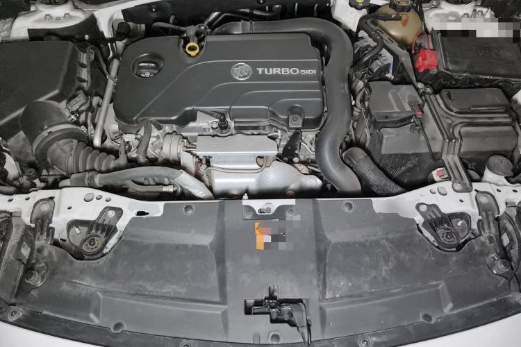 Used Buick Regal 2022 552T Smart Edition Engine Bay