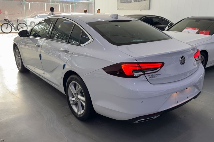 Used Buick Regal 2022 552T Smart Edition Exterior 5