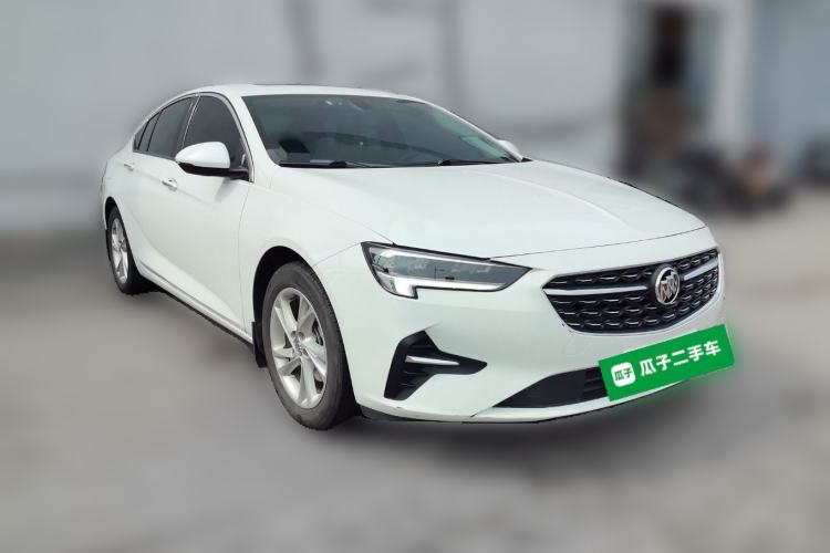 Used Buick Regal 2022 552T Smart Edition Front Right 45 Deg