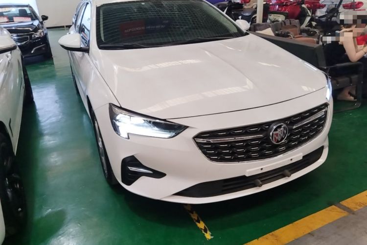 Used Buick Regal 2022 552T Smart Edition Front Right 45 Deg
