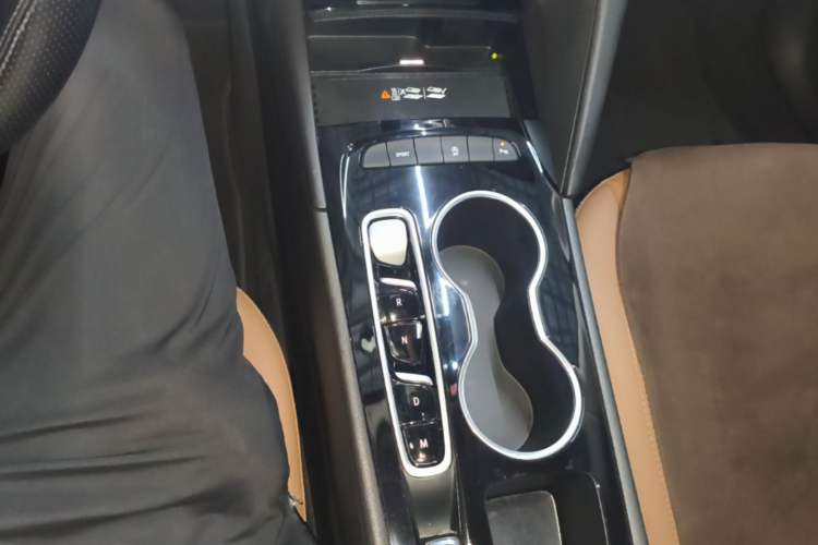 Used Buick Regal 2022 552T Smart Edition Gear Lever