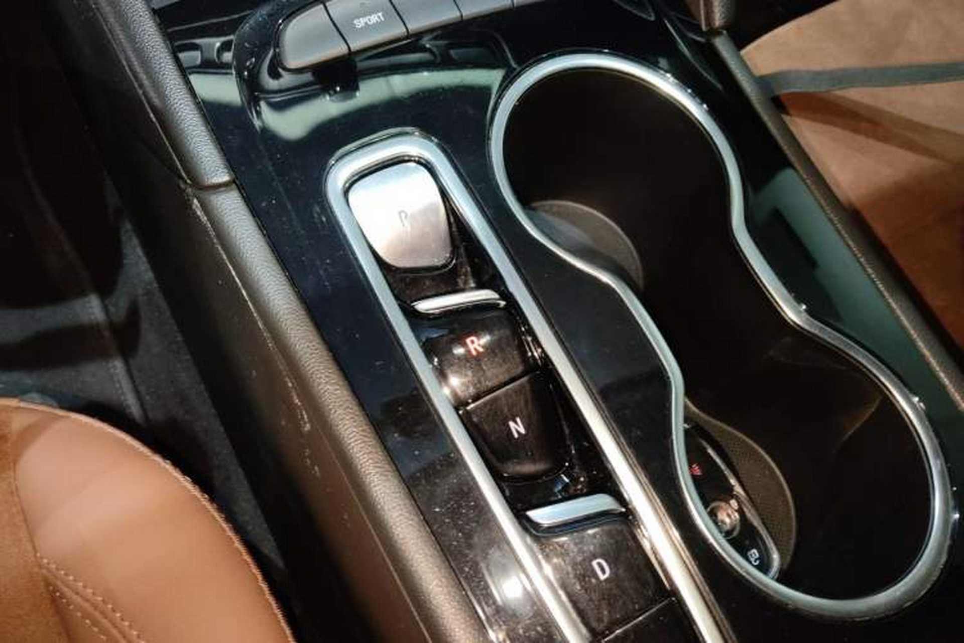 Used Buick Regal 2022 552T Smart Edition Gear Lever