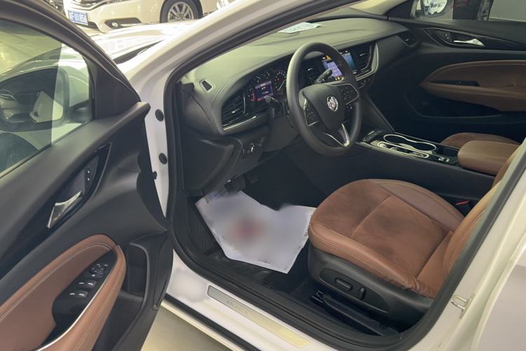 Used Buick Regal 2022 552T Smart Edition Interior 1