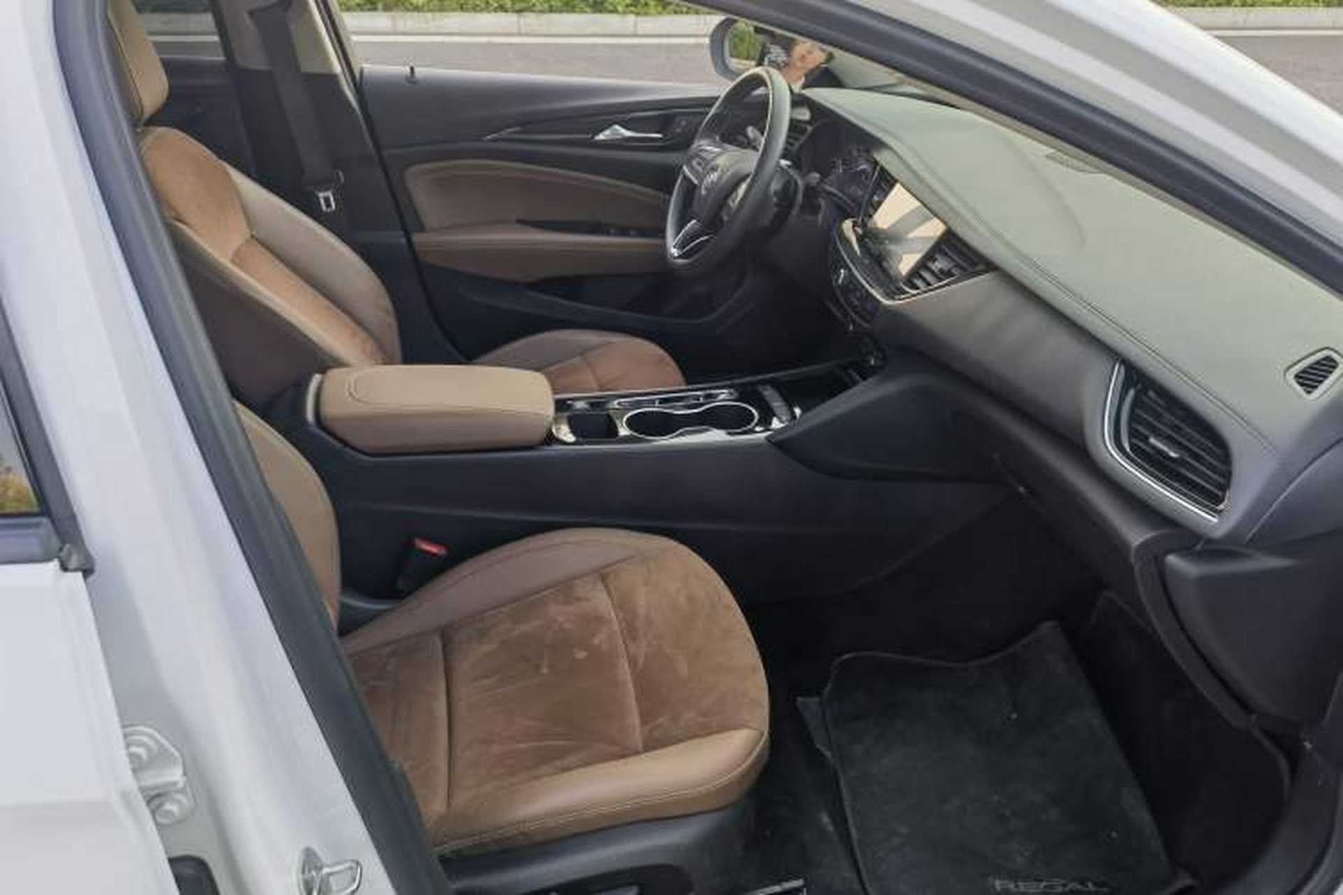 Used Buick Regal 2022 552T Smart Edition Interior 2
