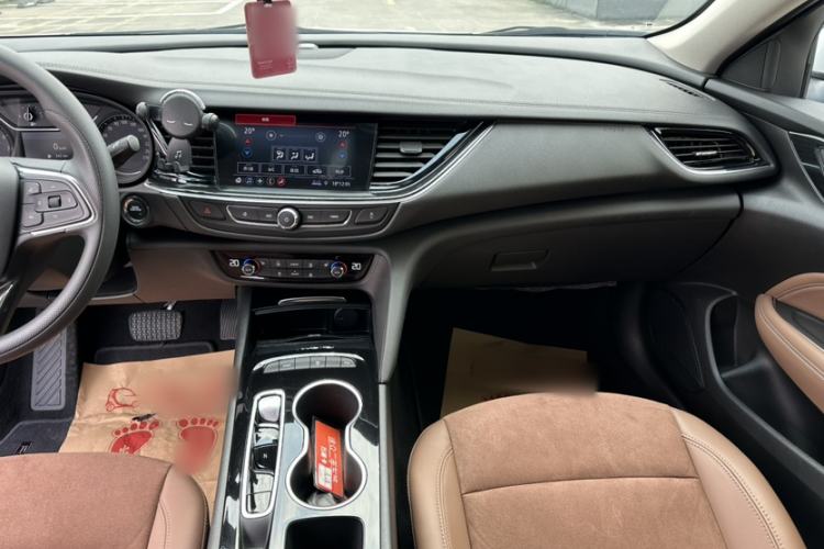 Used Buick Regal 2022 552T Smart Edition Interior 2