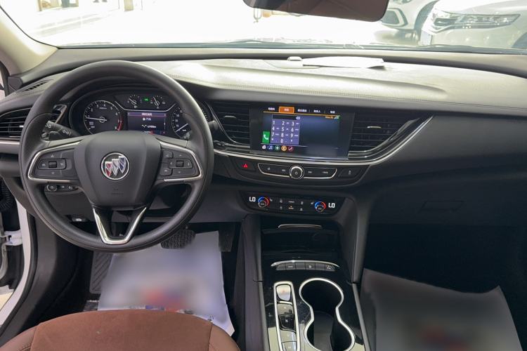 Used Buick Regal 2022 552T Smart Edition Interior 3