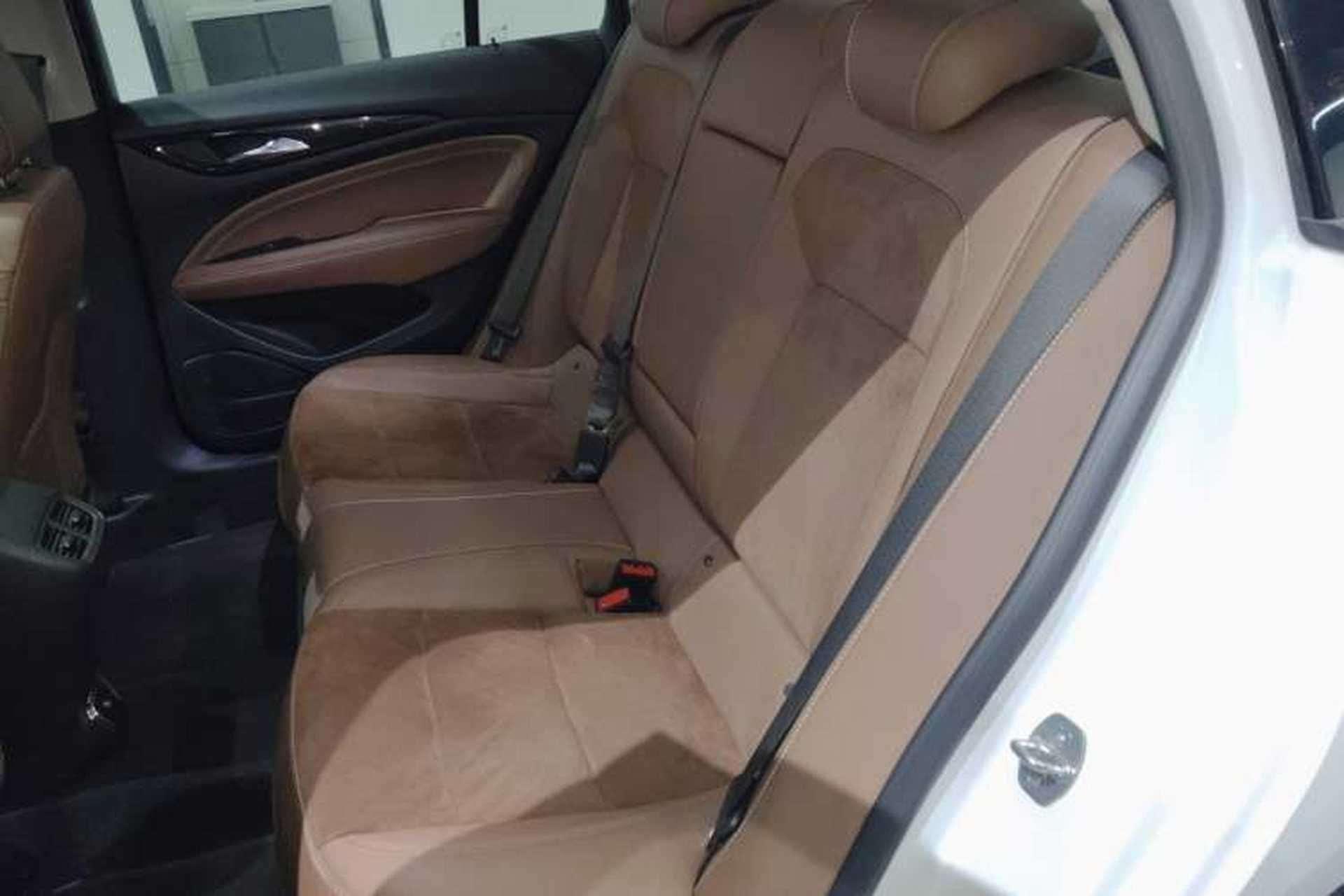 Used Buick Regal 2022 552T Smart Edition Interior 4