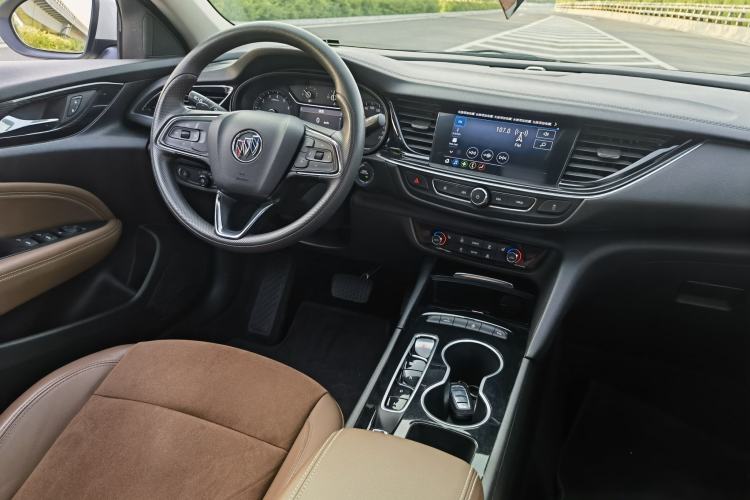 Used Buick Regal 2022 552T Smart Edition Interior 5