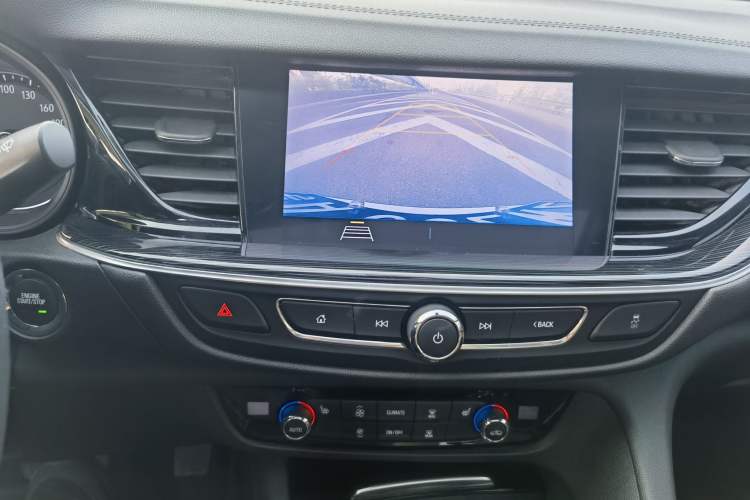 Used Buick Regal 2022 552T Smart Edition Interior 6