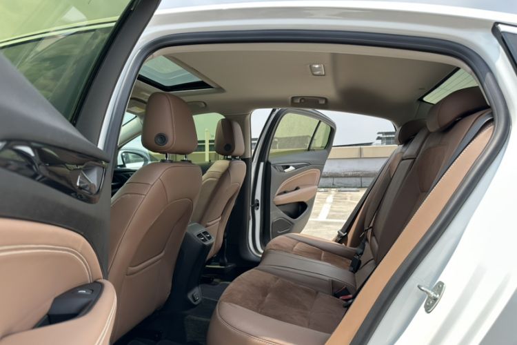Used Buick Regal 2022 552T Smart Edition Interior 6