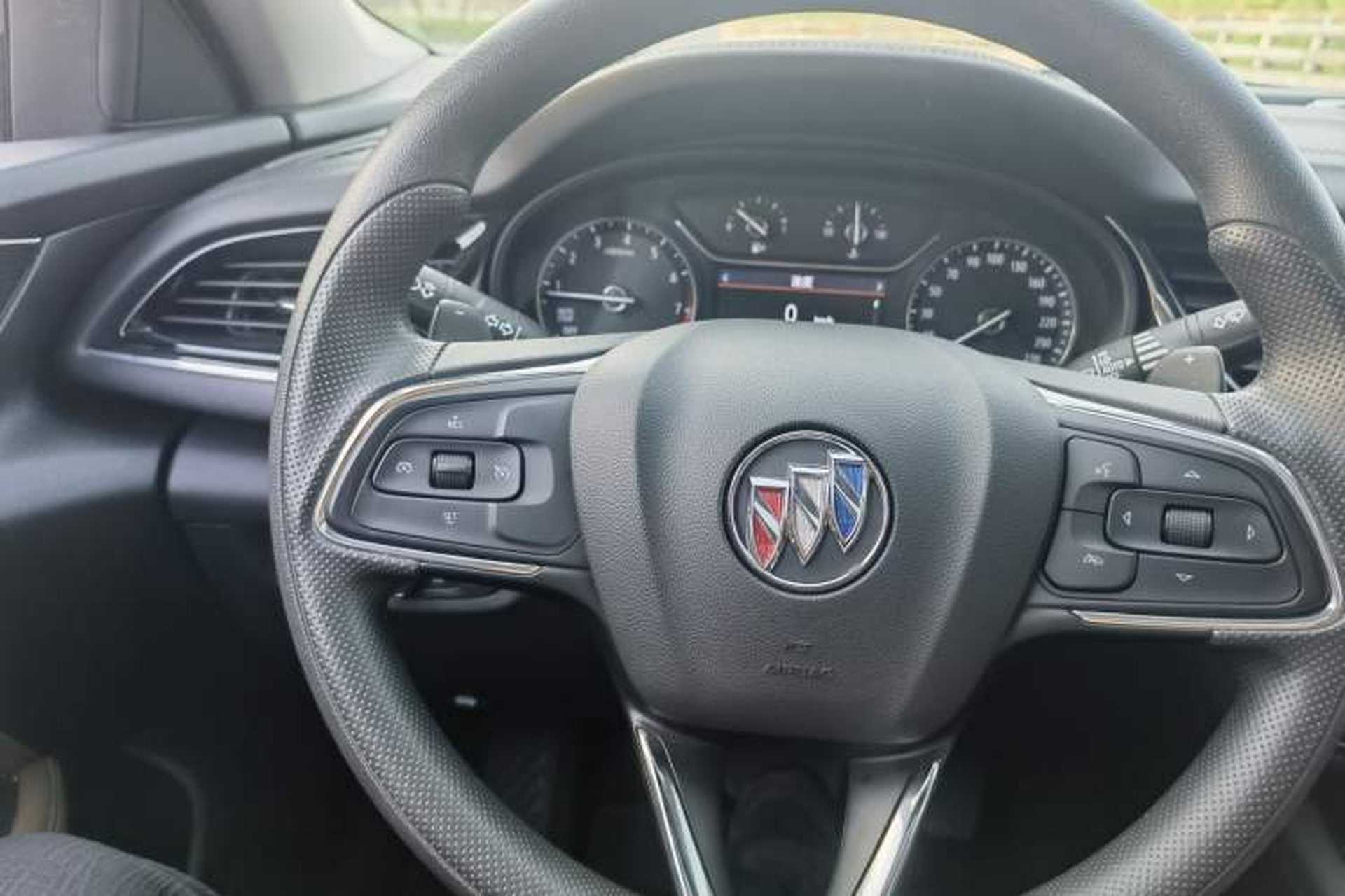Used Buick Regal 2022 552T Smart Edition Interior 9