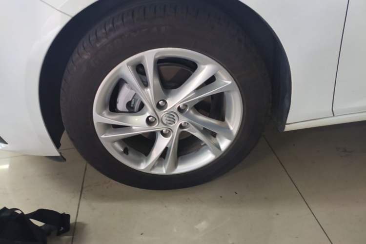 Used Buick Regal 2022 552T Smart Edition Left Front Wheel Hub