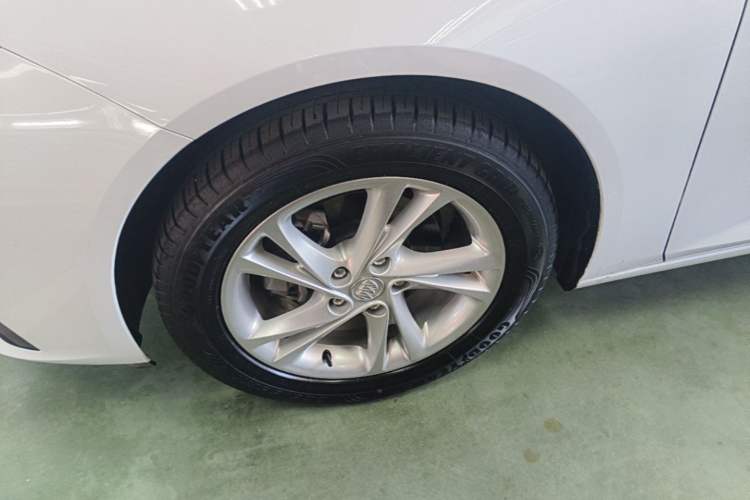 Used Buick Regal 2022 552T Smart Edition Left Front Wheel Hub