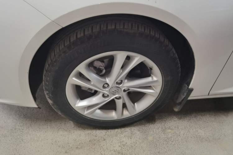 Used Buick Regal 2022 552T Smart Edition Left Front Wheel Hub