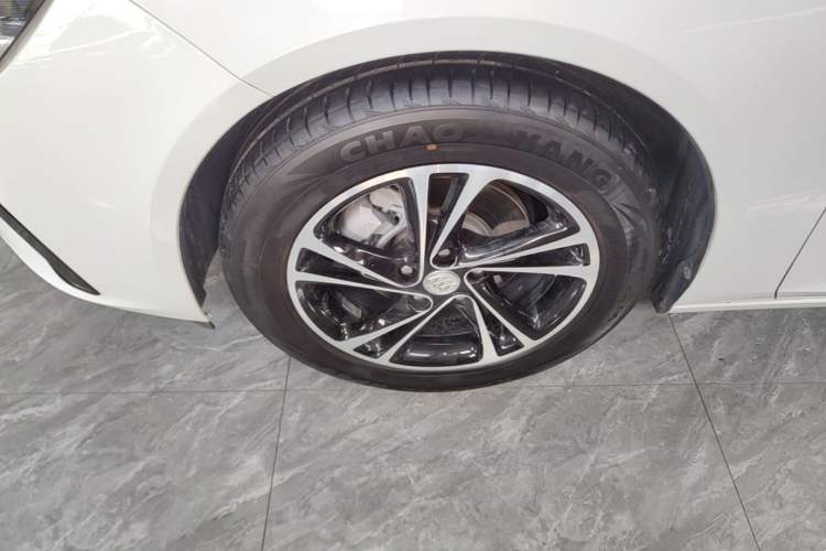 Used Buick Regal 2022 552T Smart Edition Left Front Wheel Hub