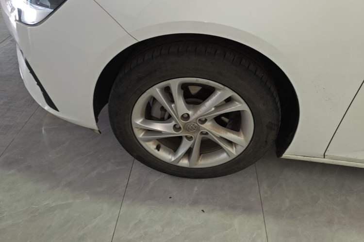 Used Buick Regal 2022 552T Smart Edition Left Front Wheel Hub