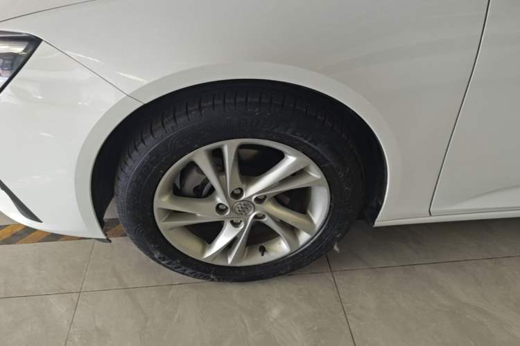 Used Buick Regal 2022 552T Smart Edition Left Front Wheel Hub