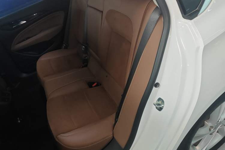 Used Buick Regal 2022 552T Smart Edition Left Rear Seat