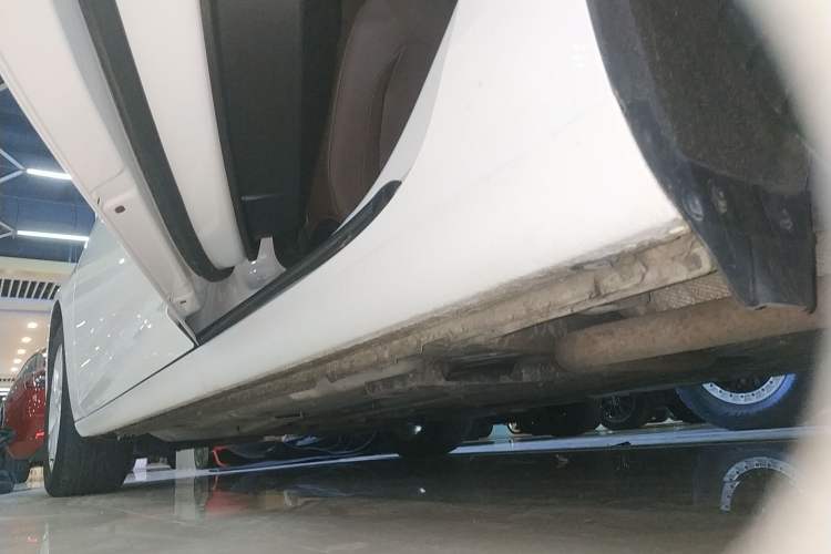 Used Buick Regal 2022 552T Smart Edition Left Side Sill
