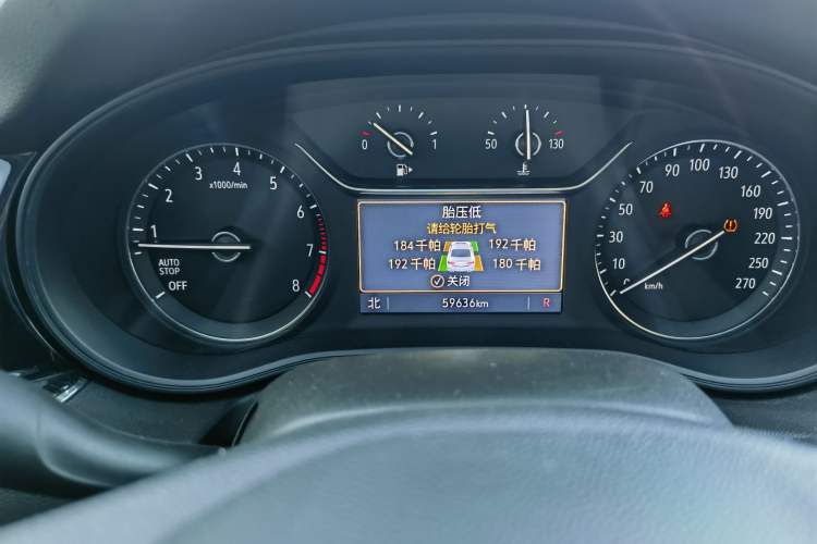 Used Buick Regal 2022 552T Smart Edition Odometer Close Up