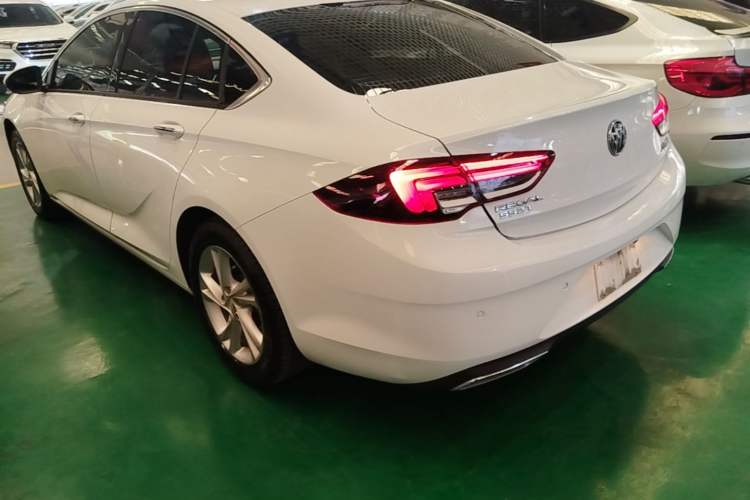 Used Buick Regal 2022 552T Smart Edition Rear Left 45 Deg