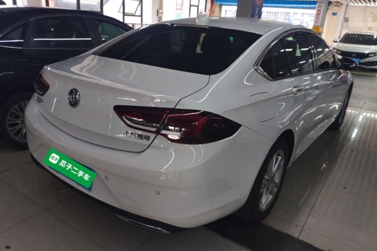 Used Buick Regal 2022 552T Smart Edition Rear Right 45 Deg