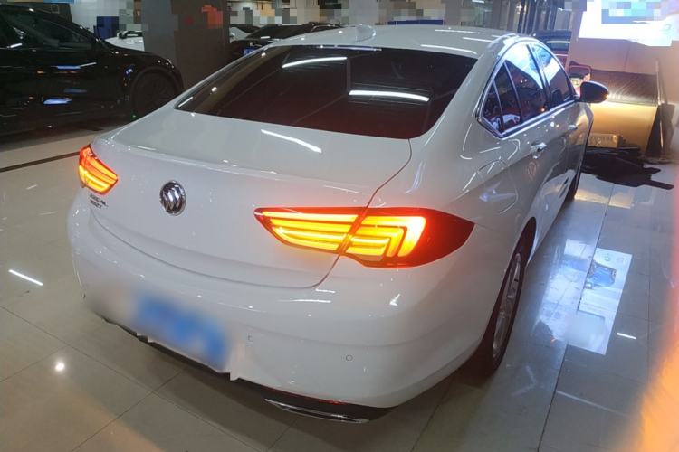 Used Buick Regal 2022 552T Smart Edition Rear Right 45 Deg