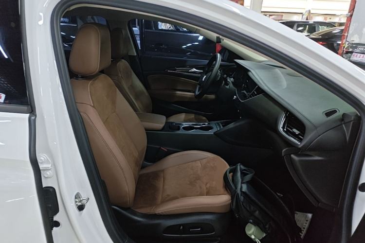 Used Buick Regal 2022 552T Smart Edition Right Front Seat